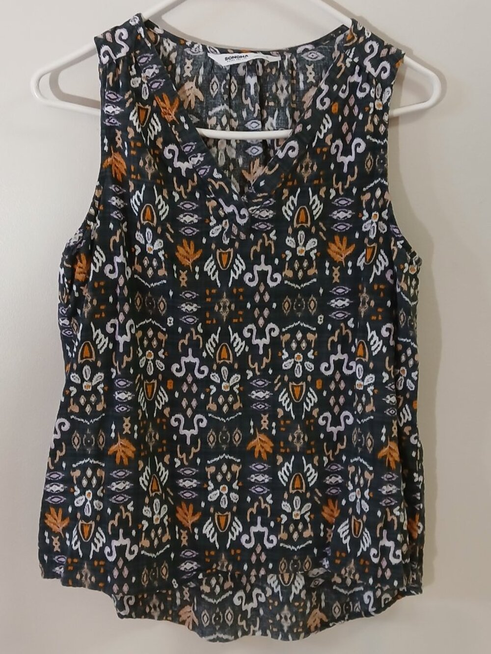 Sonoma women's sleeveless top - size small